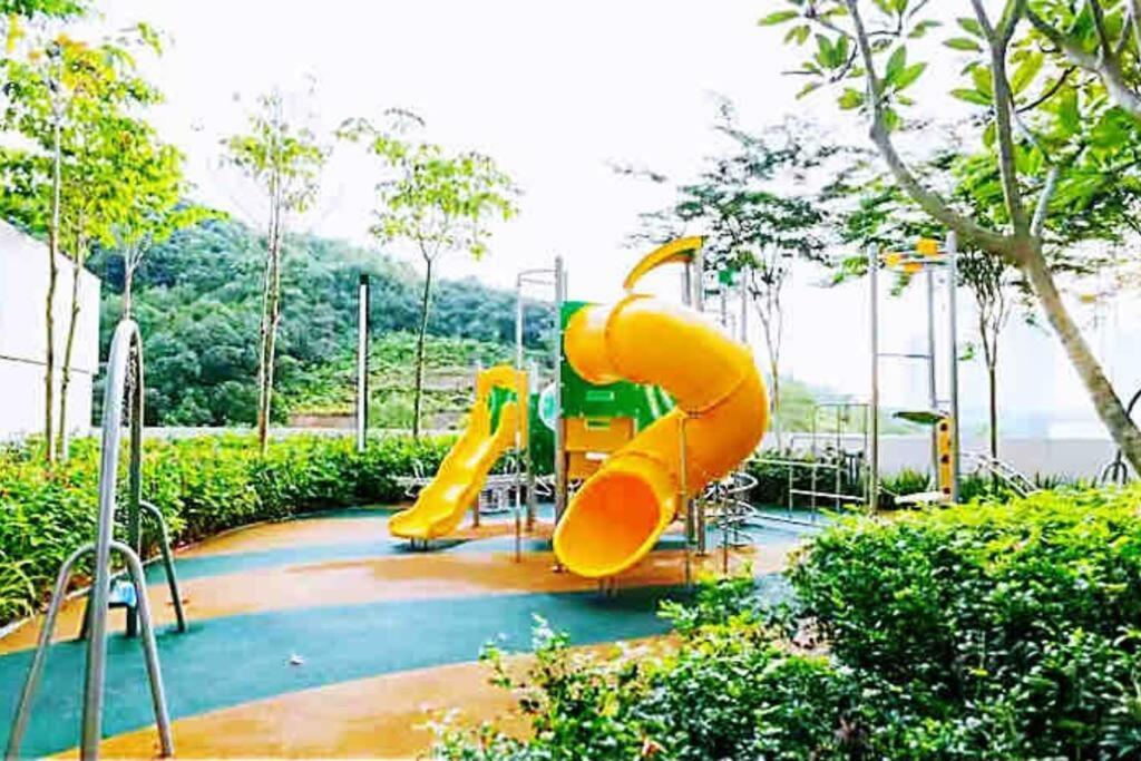 Legoland Jb Aghome Medini 3Room8Pax Bukit Indah Nusajaya  Zewnętrze zdjęcie